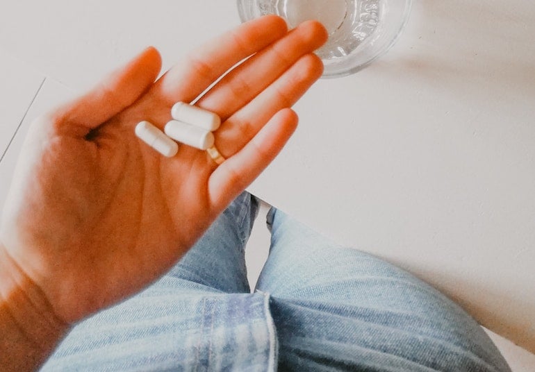 how do digestive enzymes work