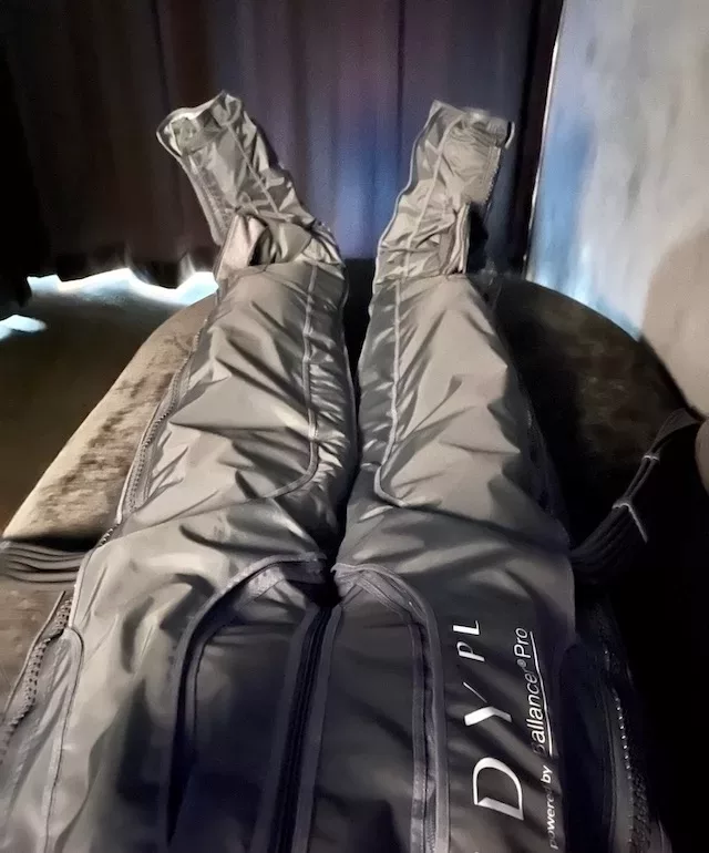 Lymphatic drainage massage with BallancerPro machine